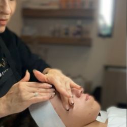 So Wonderfully Designed - Customized Facials to address acne, hyperpigmentation, aging skin, dull skin, dry skin.