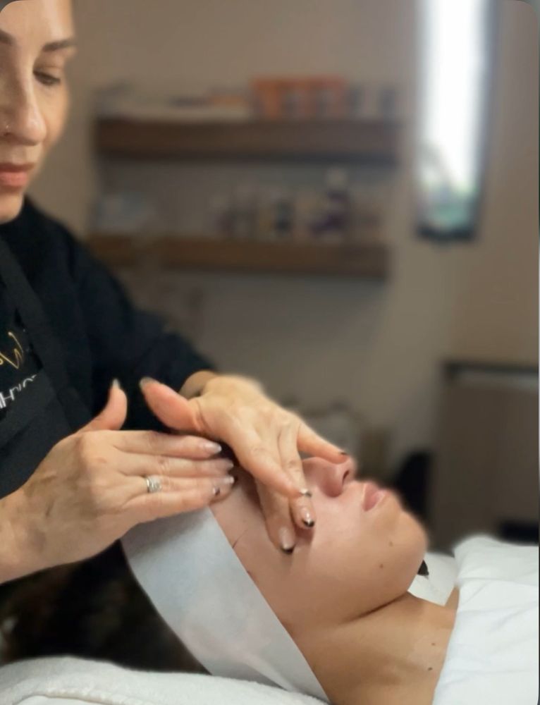 So Wonderfully Designed Logo