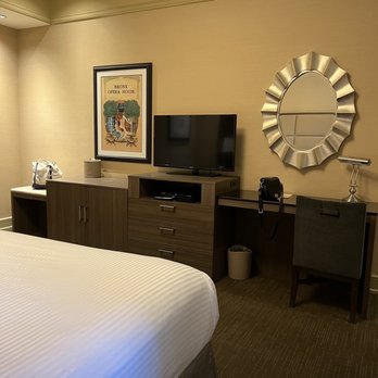 Opera House Hotel - Hotels Near Me - Bronx, New York Opera House Hotel - Hotels Near Me - Bronx, New York