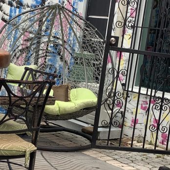 Harold's Coffee Lounge - Outside seating - Coffee & Tea Near Me - West Palm Beach, Florida Harold's Coffee Lounge - Outside seating - Coffee & Tea Near Me - West Palm Beach, Florida