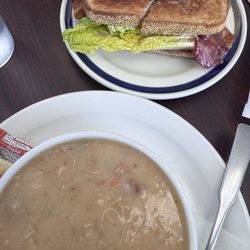 Elmvale Country Diner - Loaded potatoes and bacon soup with BLT