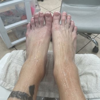CiCi Nails - After a ridiculously enjoyable massage by Don !! The best - Nail Technicians Near Me - Urban Honolulu, Hawaii