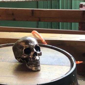 Win Place & Show - Decor - Bars Near Me - Ruidoso, New Mexico