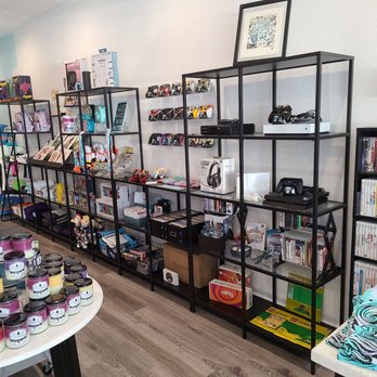 Comic Controllers - Products for sale - Video Game Stores Near Me - Clermont, Florida Comic Controllers - Products for sale - Video Game Stores Near Me - Clermont, Florida
