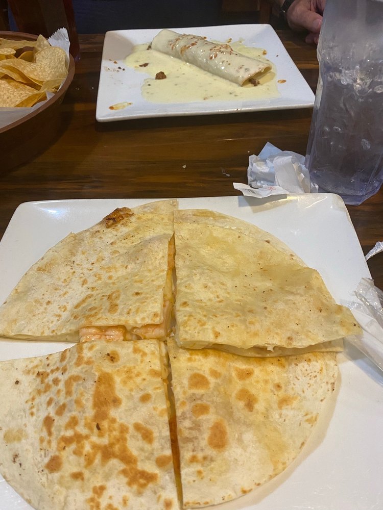 EL PUERTO MEXICAN RESTAURANT Updated November 2024 13 Photos & 17