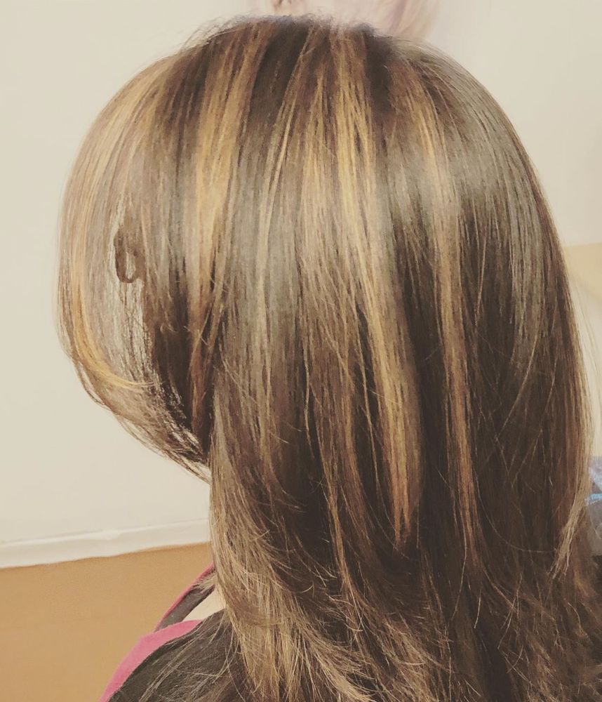 Farnoush Hairsalon Logo