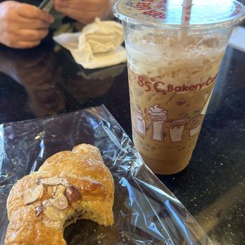 85°C Bakery Cafe-Kapolei - That great strong coffee with a croissant - Coffee & Tea Near Me - Kapolei, Hawaii 85°C Bakery Cafe-Kapolei - That great strong coffee with a croissant - Coffee & Tea Near Me - Kapolei, Hawaii