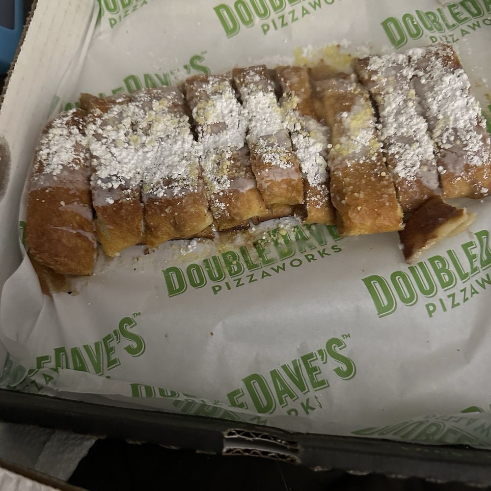 DoubleDave's Pizzaworks - Apple dessert - Pizza Near Me - Austin, Texas