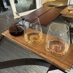 Brie & Barrel - West Coast Wine