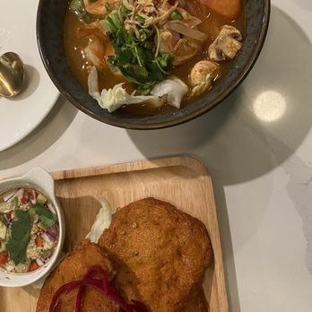 Hello Bangkok - Fried Fritter & Tom Yum Noodle Soup - Thai Near Me - Mississauga, Ontario Hello Bangkok - Fried Fritter & Tom Yum Noodle Soup - Thai Near Me - Mississauga, Ontario