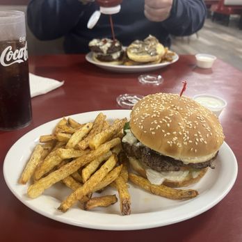 Del’s Diner - Diners Near Me - Fort Garland, Colorado Del’s Diner - Diners Near Me - Fort Garland, Colorado