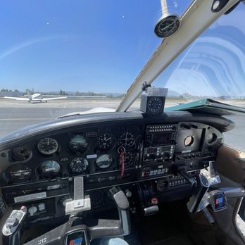 Skyward Air Pilot Academy - Flight Instruction Near Me - Santa Monica, California Skyward Air Pilot Academy - Flight Instruction Near Me - Santa Monica, California