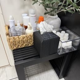 bathroom stuff.. bathroom stuff..