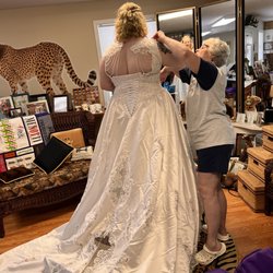 A Fitting Creation - Di working on the sleeves to get them just right