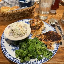 Chicken breast with broccoli and coleslaw
