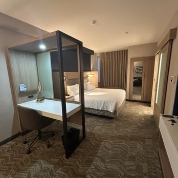 SpringHill Suites by Marriott Woodbridge - Venues & Event Spaces Near Me - Woodbridge, New Jersey SpringHill Suites by Marriott Woodbridge - Venues & Event Spaces Near Me - Woodbridge, New Jersey