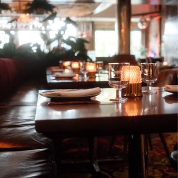 Le Coq - Inside - French Near Me - La Jolla, California