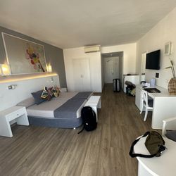 Cenit - Double room with side ocean view and balcony