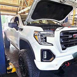 Bob's Pro Auto Service - Taking Care Of This Precious GMC.
Thanks For The Trust!