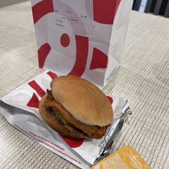 Chick-fil-A - Original Chick-fil-A- Chicken Sandwich - Fast Food Near Me - Ontario, California Chick-fil-A - Original Chick-fil-A- Chicken Sandwich - Fast Food Near Me - Ontario, California