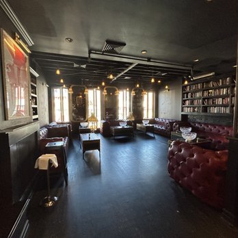 The Rabbit Hole Astoria