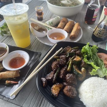 Pho Binh Heights - Egg rolls are yummy - Vietnamese Near Me - Houston, Texas