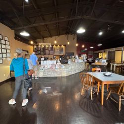 M-N-M's Coffeehouse - Interior
