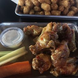 Tony's Sports Bar - Hot wings and tater tots