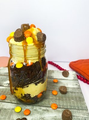 Oh.Sweet.Mason [Desserts, Custom Birthday Cake & Specialty Cupcakes] by null