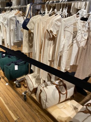 Brandy Melville - Flagship by null