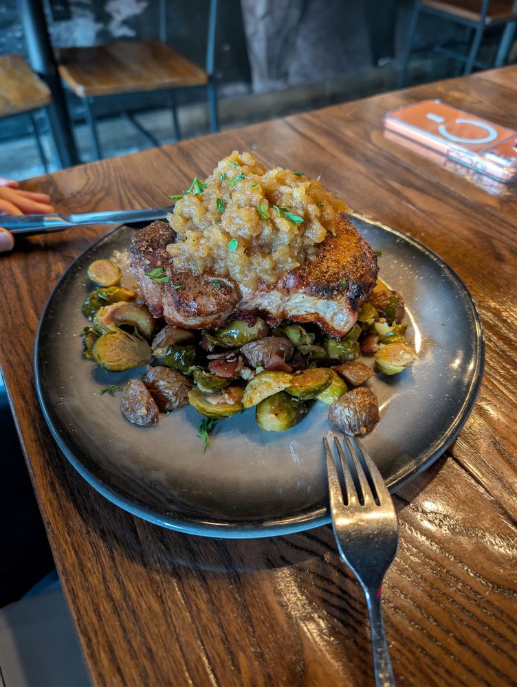 drafthouse — Mexican restaurant in Janesville