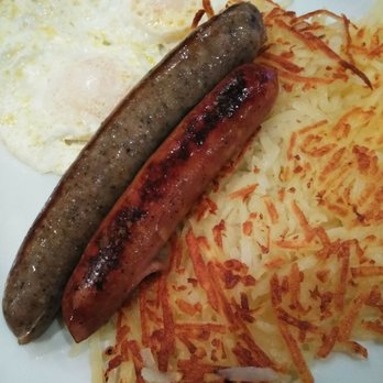Denny's - Build your own slam.  My take, over easy eggs, hearty sausage, chicken apple sausage, hash browns, and pancakes. - American Near Me - Spanaway, Washington