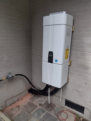 G&C Plumbing Service Repair Logo