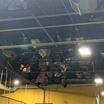 Get Air - Insulation is coming apart at the basketball hoops. - Trampoline Parks Near Me - Pomona, California