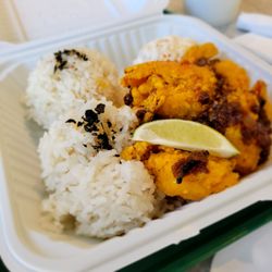 Moku Kaulana Hawaiian Barbecue - Garlic shrimp