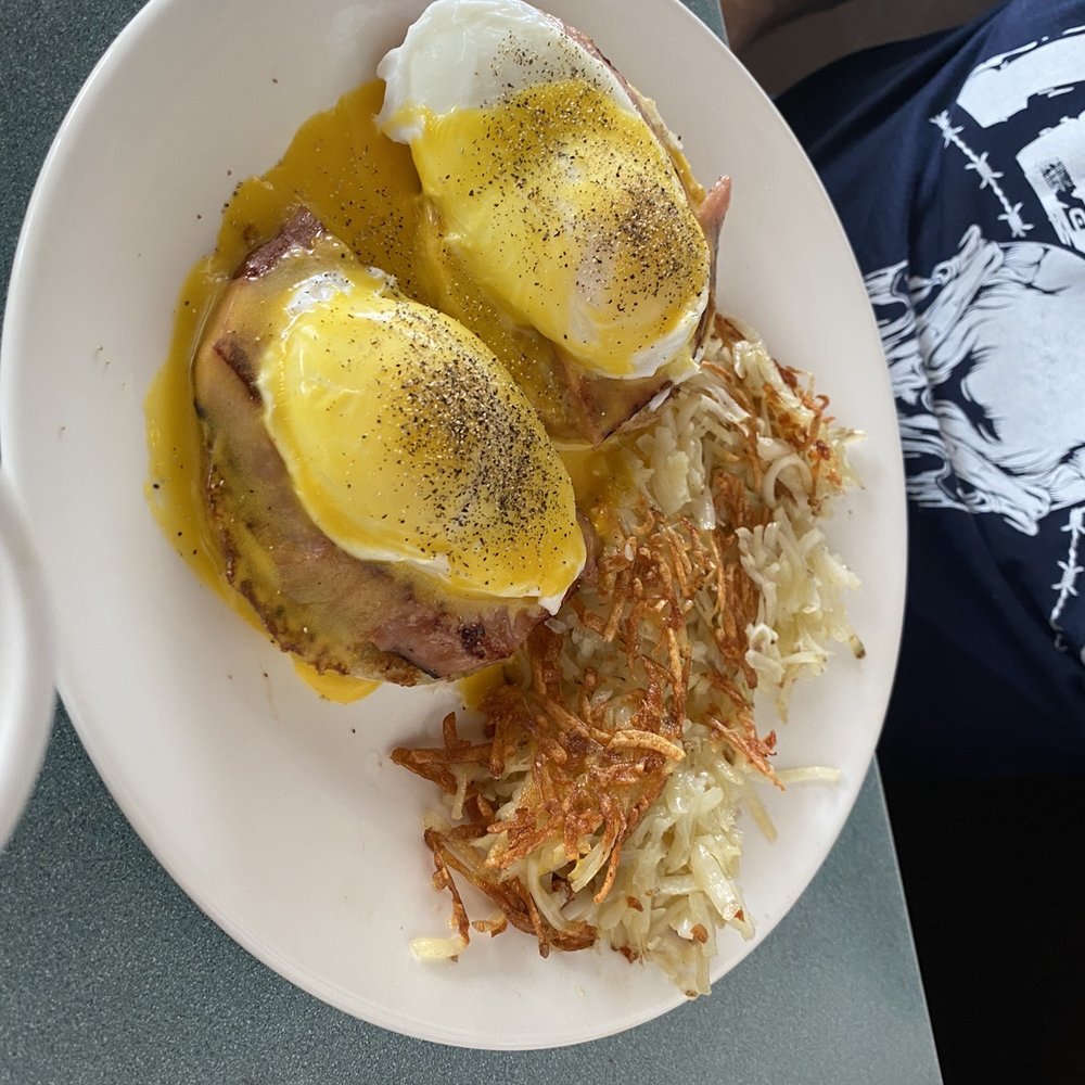 George's Bar and Grill - Breakfast & Brunch Near Me - Lockeford, California