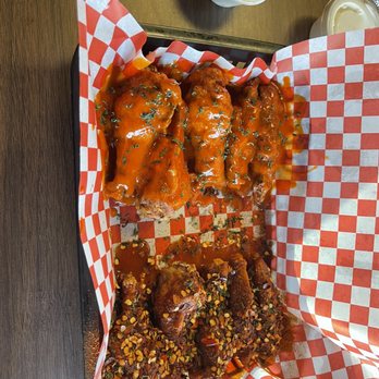 Valley Wings - Great place for wings! Would be better with fountain drinks but the food makes up for it! - Chicken Wings Near Me - Phoenix, Arizona Valley Wings - Great place for wings! Would be better with fountain drinks but the food makes up for it! - Chicken Wings Near Me - Phoenix, Arizona