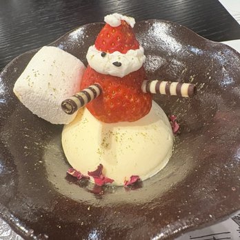 POGU - Santa dessert - Korean Near Me - Daly City, California