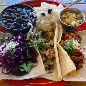 Amigos - 3 taco platter. Grilled chicken, potatoes, black beans. - Mexican Near Me - Key West, Florida
