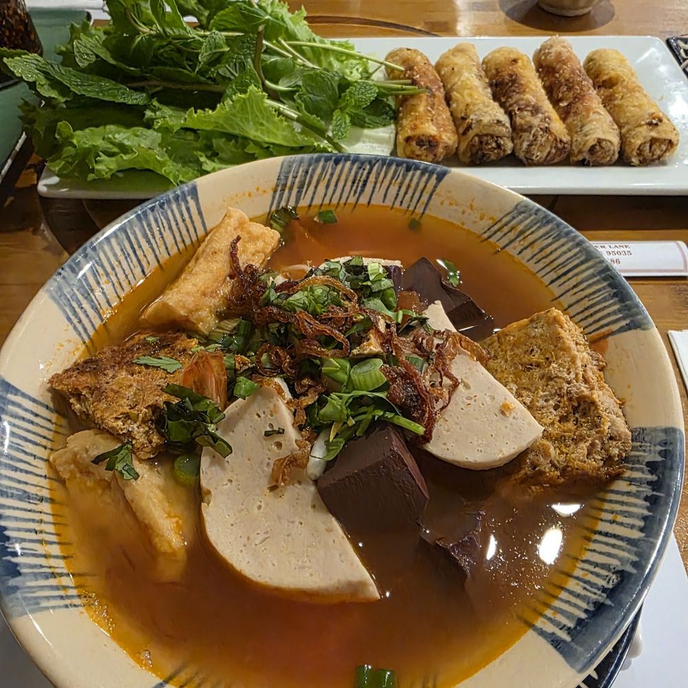 Truong Thanh Restaurant - Vietnamese Near Me - Milpitas, California