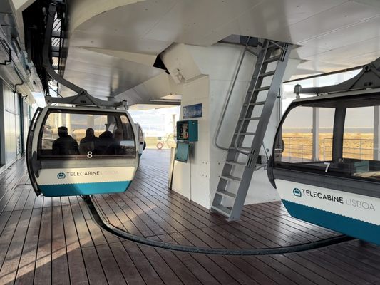 Oceanário de Lisboa by null