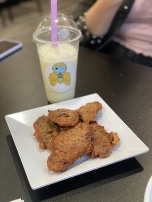 The Golden Monkey Cafe by null