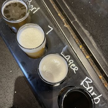 Cincinnati Lager House - Beer flight - New American Near Me - Cincinnati, Ohio