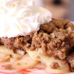 Dianne's Ranch Diner - Dianne's Famous Apple Crumb Crisp