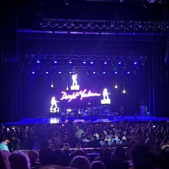 Thunder Valley Casino Resort - Dwight's stage - Hotels Near Me - Lincoln, California Thunder Valley Casino Resort - Dwight's stage - Hotels Near Me - Lincoln, California