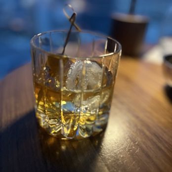 Alle on 66 - Old fashion - Lounges Near Me - Las Vegas, Nevada