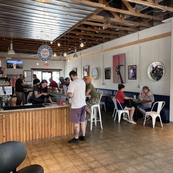 Breakaway Brewing - Ordering at the bar... - Gastropubs Near Me - San Antonio, Texas