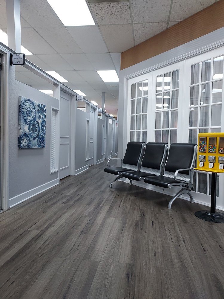 CROSS ROADS SALON SUITES Updated July 2024 Request an Appointment