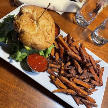 The Fork n Cork - Burger with sweet potato - New American Near Me - Wilmington, North Carolina The Fork n Cork - Burger with sweet potato - New American Near Me - Wilmington, North Carolina