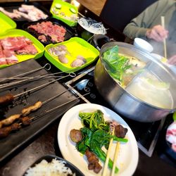 Little Szechuan Hot Pot